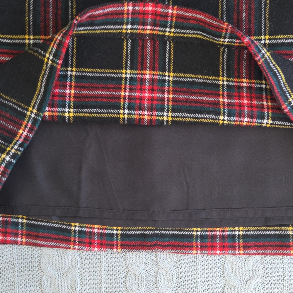 J Crew Plaid Mini Skirt Size 12 Red Black Tartan EUC - Picture 4 of 7